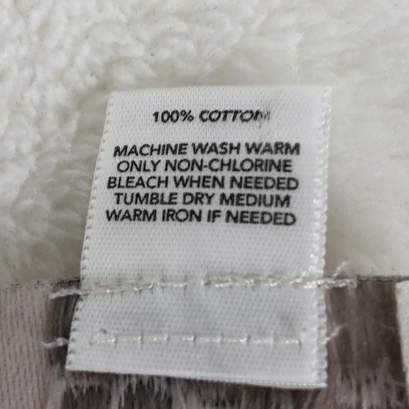 Ann Taylor Loft petite blouse - Picture 7 of 7